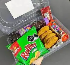 LUNCH BOX